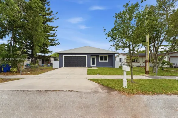 5628 Flagler Street, Hollywood, FL 33023
