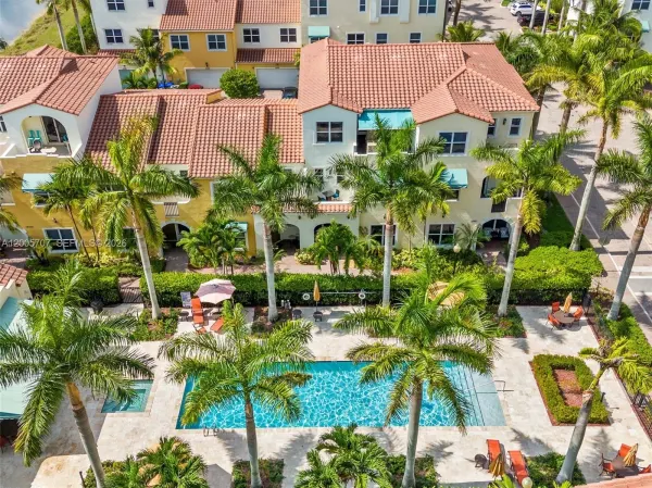 12417 NW 17th Manor, Pembroke Pines, FL 33028