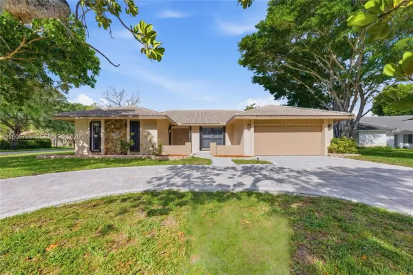 120 NW 84th Way, Coral Springs, FL, 33071