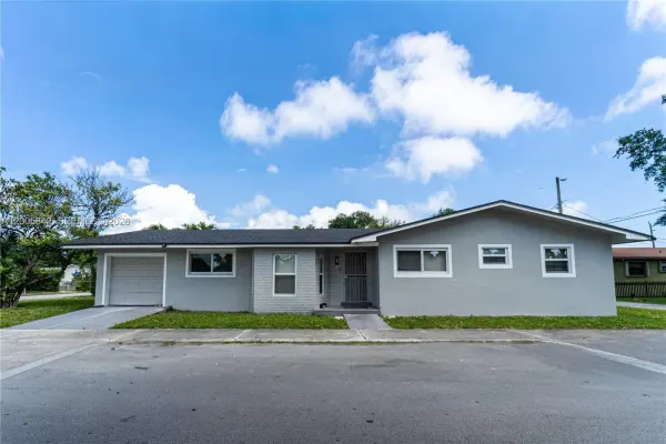 2260 Charleston Street, Hollywood, FL 33020