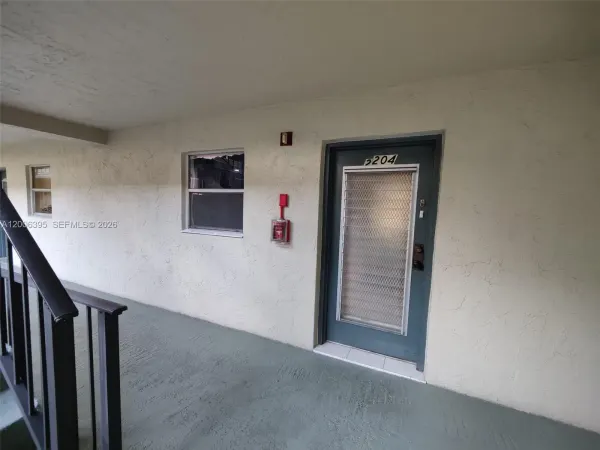 1810 N Lauderdale Avenue, Unit 2204, North Lauderdale, FL, 33068