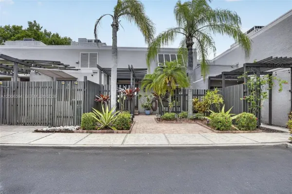 11254 NW 15th Court, Pembroke Pines, FL 33026