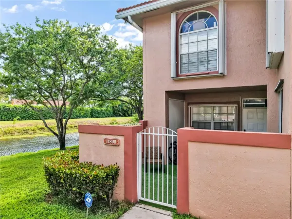 11808 Royal Palm Boulevard, Coral Springs, FL 33065