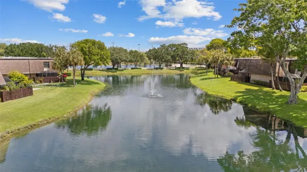 2691 NW 99th Avenue 2691, Coral Springs, FL 33065