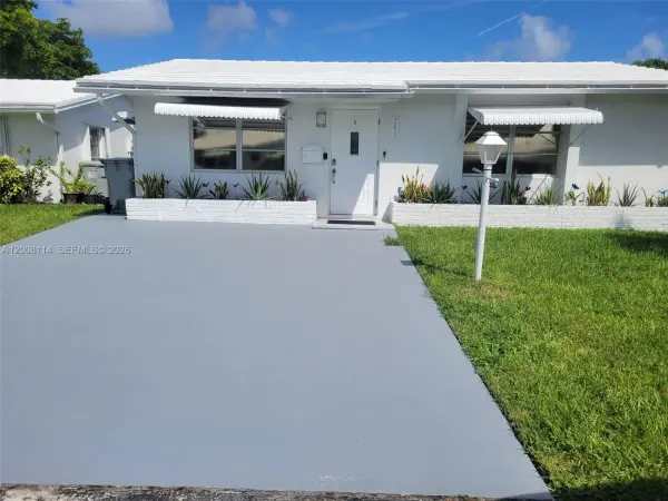 141 NW 28th Street, Pompano Beach, FL 33064