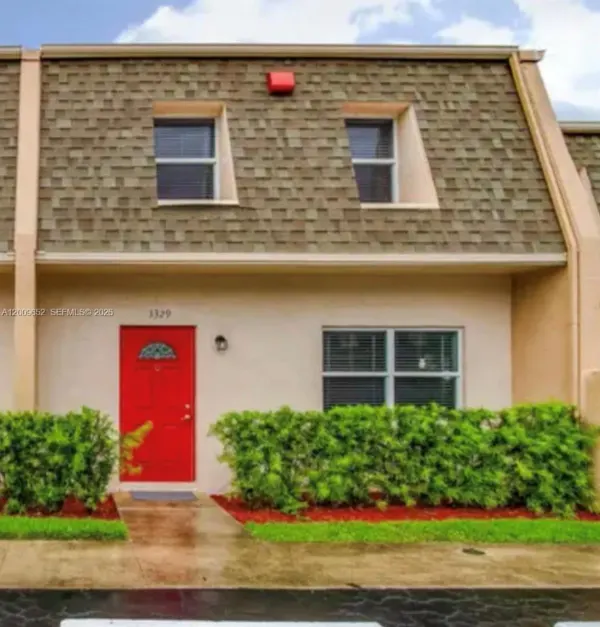 3315 Quail Close 26, Unit 26, Pompano Beach, FL, 33064