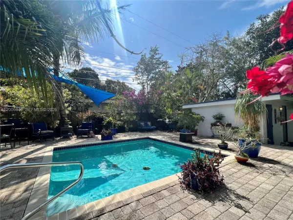 590 NW 40th Court, Unit 3, Oakland Park, FL, 33309