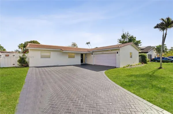 7511 NW 41st Street, Coral Springs, FL, 33065