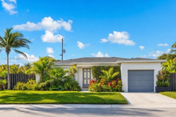 234 SE 3rd Terrace, Dania Beach, FL 33004