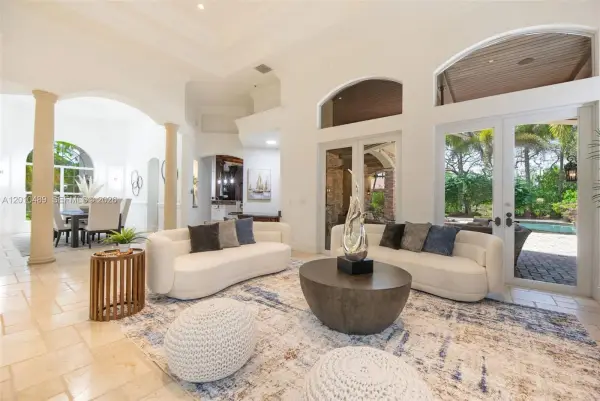 16740 Berkshire Court, Southwest Ranches, FL 33331