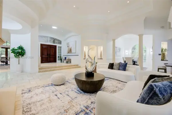 16740 Berkshire Court, Southwest Ranches, FL 33331