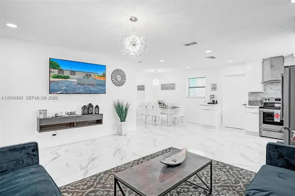 2338 Fillmore Street, Unit 2a, Hollywood, FL, 33020