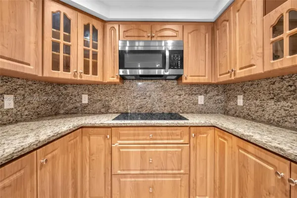 1200 Saint Charles Place, Unit 415, Pembroke Pines, FL, 33026