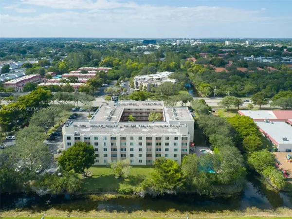 3149 Riverside Drive B202, Coral Springs, FL 33065