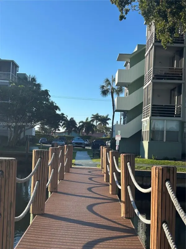 2741 Taft Street, Unit 203, Hollywood, FL, 33020
