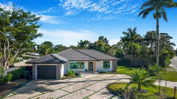 2406 Gulfstream Lane, Fort Lauderdale, FL, 33312