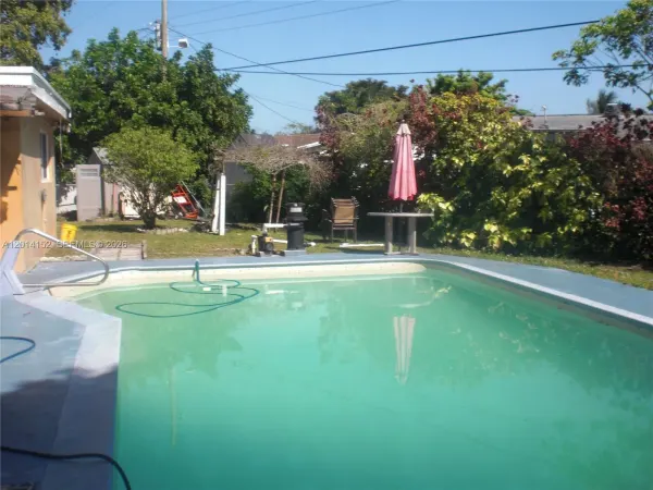 6270 NW 18th Street, Sunrise, FL 33313