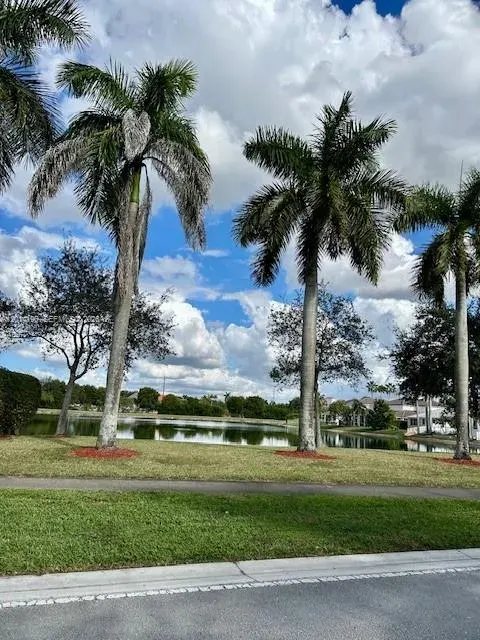 3818 SW 171st Terrace, Miramar, FL 33027