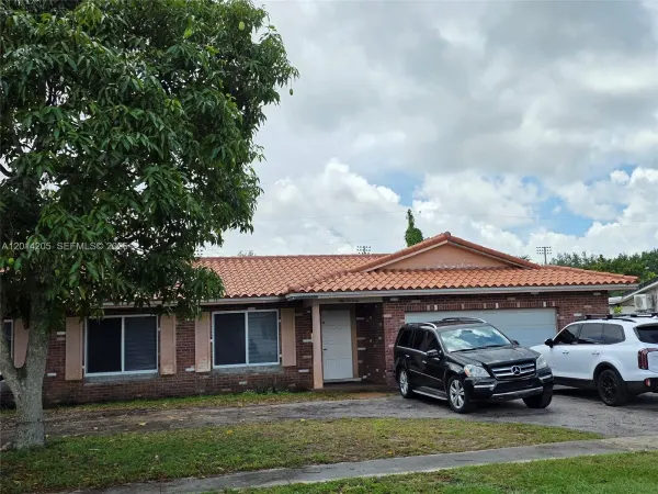 5240 SW 10th Court, Plantation, FL, 33317