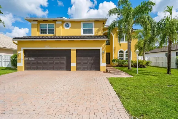 13845 NW 14th Street, Pembroke Pines, FL 33028