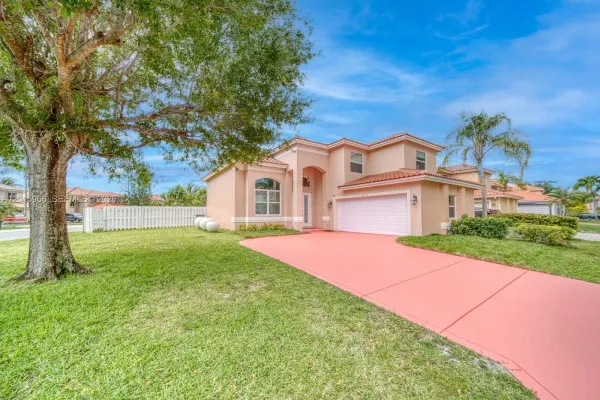 6554 Geneva Street, Lake Worth, FL 33467
