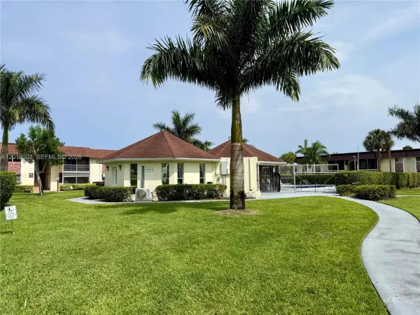 22805 SW 66th Avenue, Unit 208, Boca Raton, FL, 33428