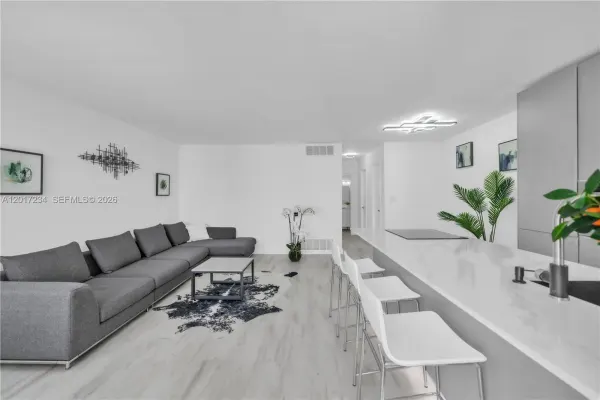 1720 Jefferson Street, Unit 511, Hollywood, FL, 33020