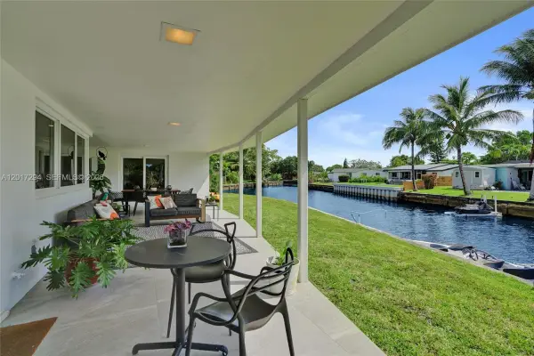 1821 NW 33rd Court, Oakland Park, FL 33309