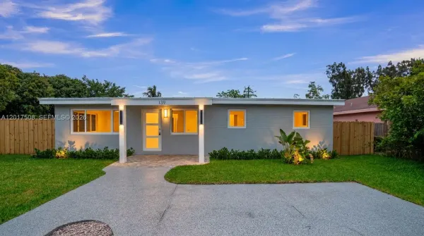 139 NW 12th Avenue, Delray Beach, FL 33444