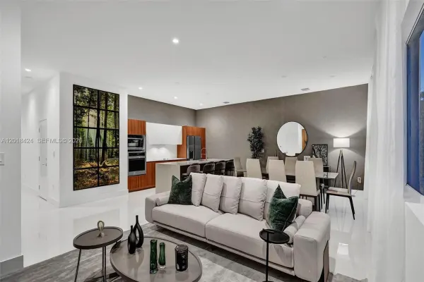 1801 NE 13th Street, Unit 1821, Fort Lauderdale, FL, 33304