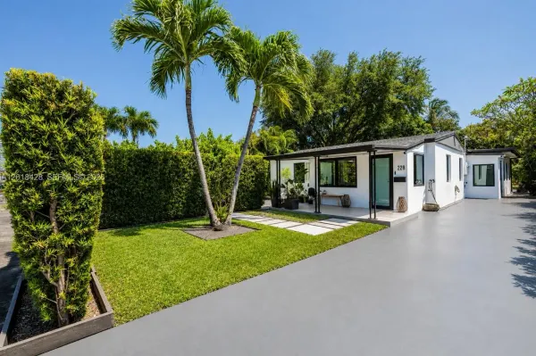 228 SW 22nd Street, Fort Lauderdale, FL, 33315