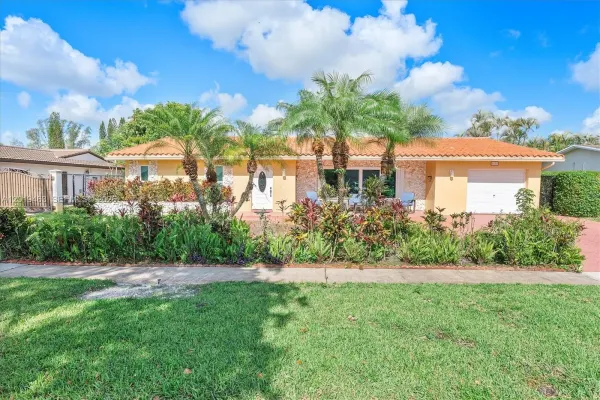 1730 NW 108th Avenue, Pembroke Pines, FL 33026