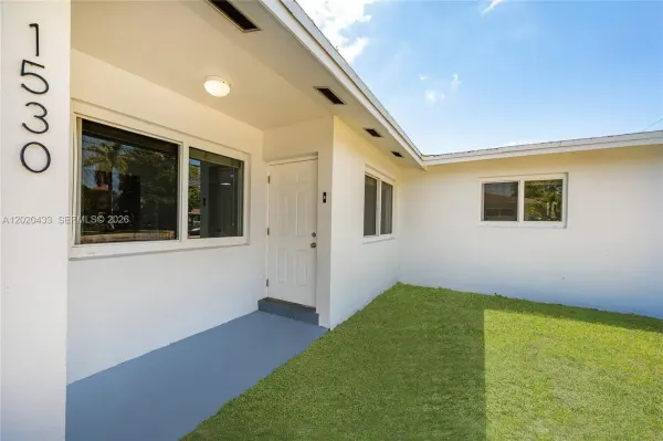 1530 NW 47th Avenue, Lauderhill, FL 33313
