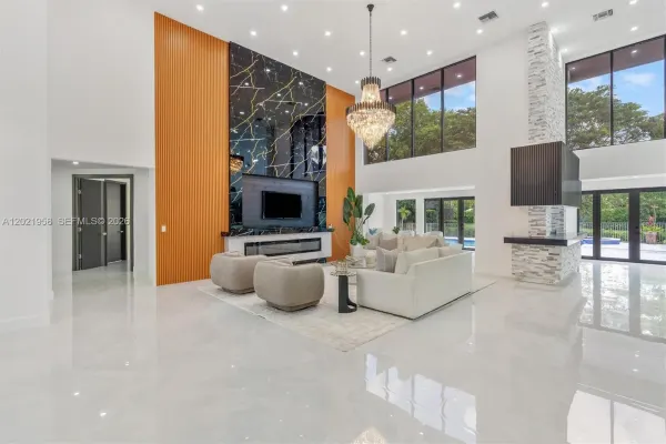 7011 Hialeah Lane, Parkland, FL 33067