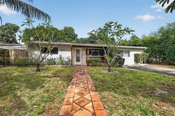 2030 N 57th Terrace, Hollywood, FL 33021
