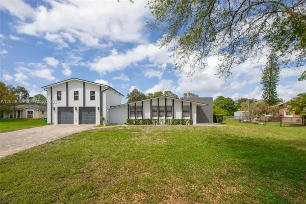 17101 SW 48th Street, Southwest Ranches, FL 33331