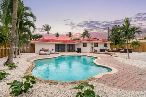 5250 NE 15th Avenue, Fort Lauderdale, FL, 33334