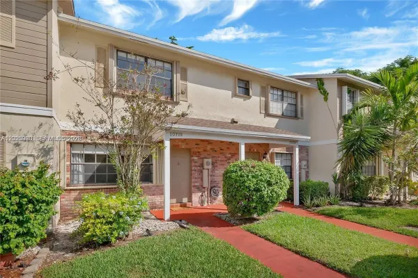 10719 NW 10th Street, Pembroke Pines, FL 33026
