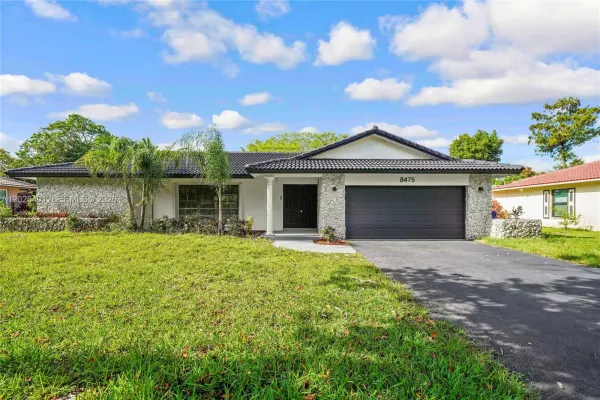 8475 NW 2nd Manor, Coral Springs, FL, 33071