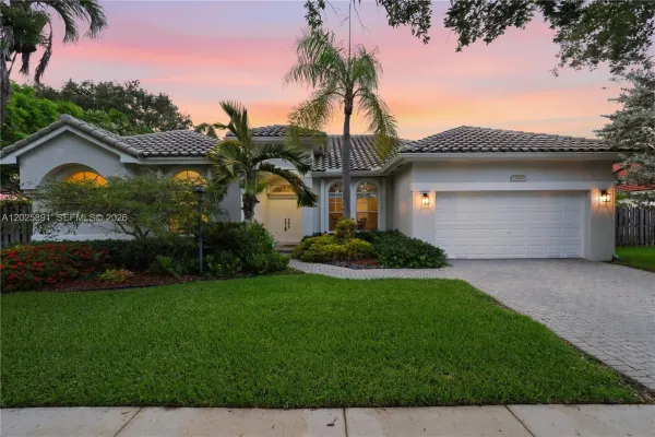 12847 NW 22nd Manor, Pembroke Pines, FL 33028