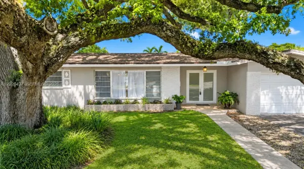 2202 N 42nd Avenue, Hollywood, FL 33021