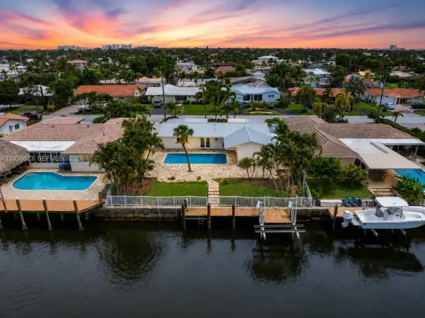 620 SE 11th Street, Pompano Beach, FL, 33060