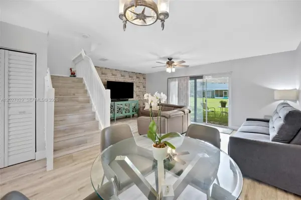 749 NW 208th Way, Pembroke Pines, FL 33029