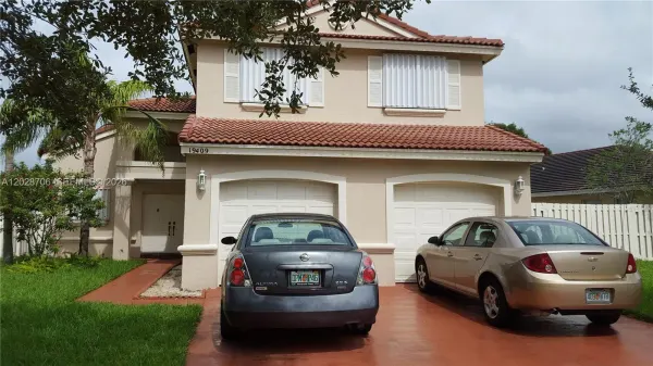 19409 NW 24th Place, Pembroke Pines, FL, 33029