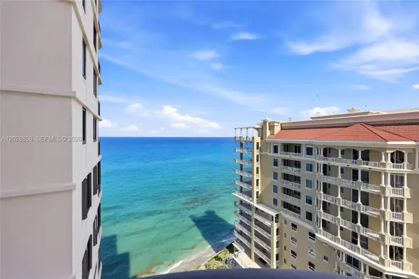 5380 N Ocean Drive 18b, Singer Island, FL 33404