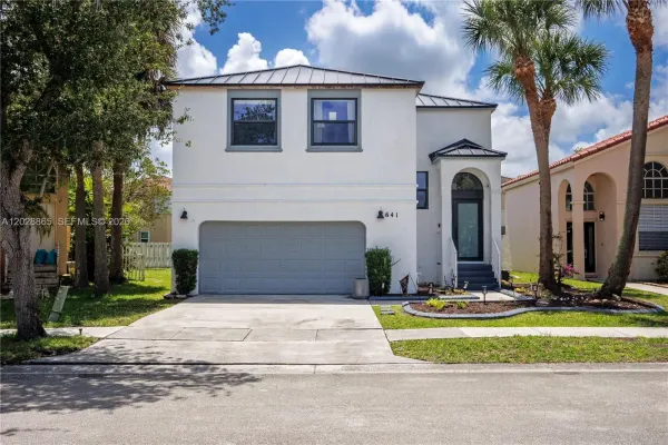 641 NW 158th Avenue, Pembroke Pines, FL 33028