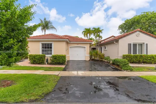 17953 SW 11th Street, Pembroke Pines, FL 33029