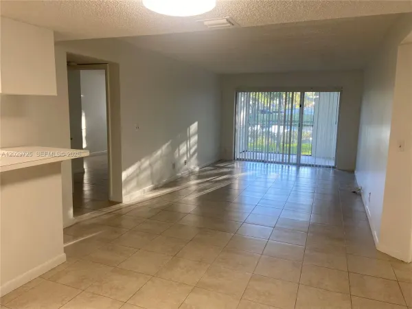 9811 Westview Drive 913, Coral Springs, FL 33076