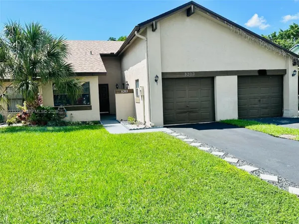 8203 NW 100th Drive, Tamarac, FL 33321