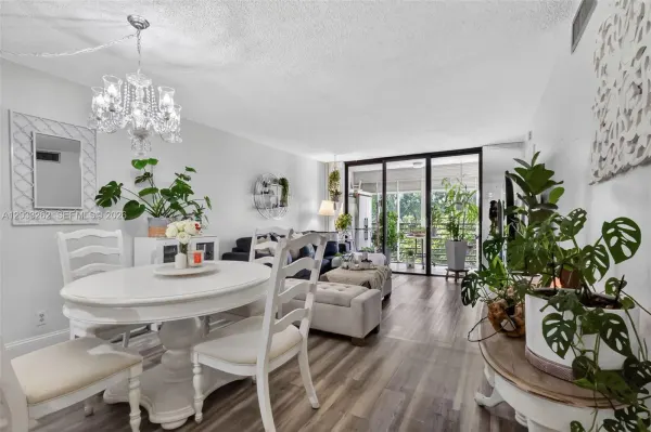 8150 W Mcnab Road 304, Tamarac, FL 33321